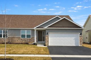 2222 Maggie Lane, Sycamore, IL 60178