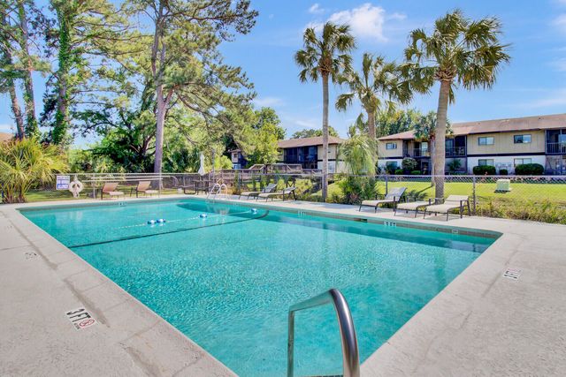 2955 Dove Haven Court 804, Charleston, SC 29414