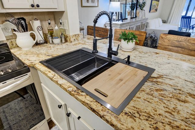 2955 Dove Haven Court 804, Charleston, SC 29414