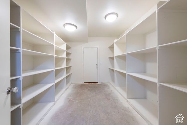 2807 E SAINT MARYS WAY, Salt Lake City, UT 84108