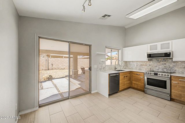 16640 W STATLER Street, Surprise, AZ 85388
