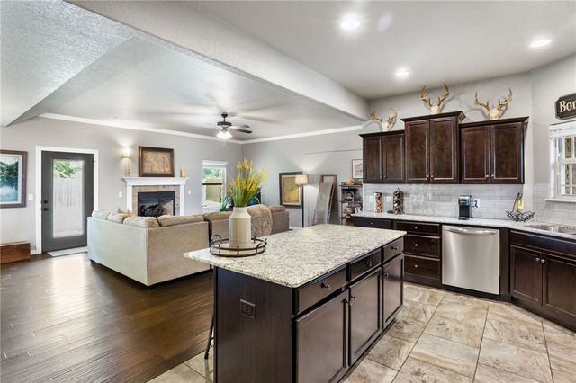 1898 S Harding Place, Fayetteville, AR 72701