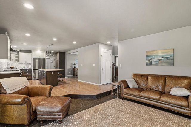 8111 N Panorama Dr, Spokane, WA 99208