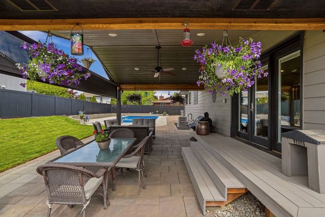 8111 N Panorama Dr, Spokane, WA 99208