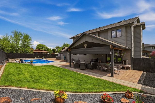 8111 N Panorama Dr, Spokane, WA 99208