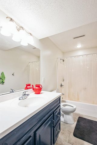 5219 56th Avenue NW, Rochester, MN 55901