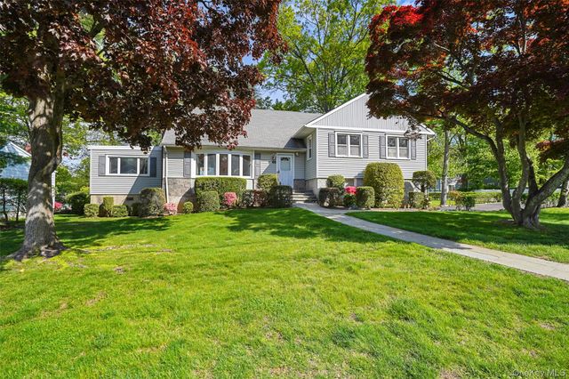 48 Stanton Circle, New Rochelle, NY 10804