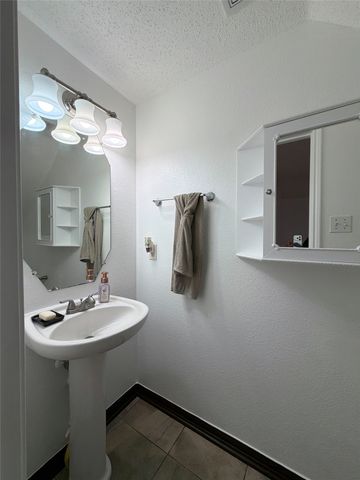 3009 Mira Vista Court, Dallas, TX 75236