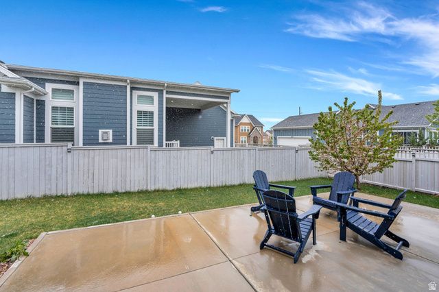 6437 W EARLY BIRD DR, South Jordan, UT 84009