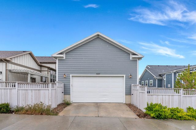 6437 W EARLY BIRD DR, South Jordan, UT 84009