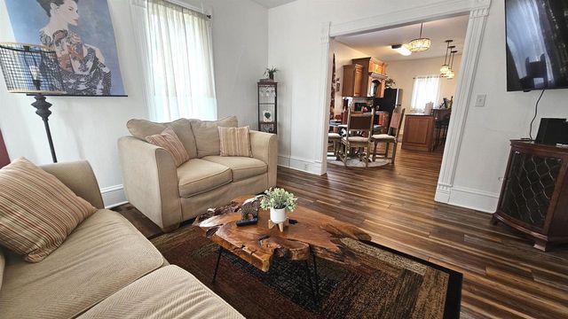 125 S Lincoln Street, Elkhorn, WI 53121