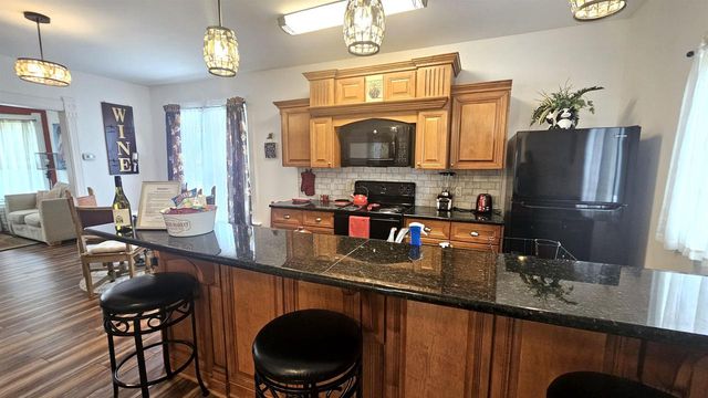 125 S Lincoln Street, Elkhorn, WI 53121