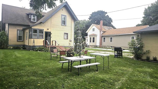 125 S Lincoln Street, Elkhorn, WI 53121