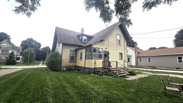 125 S Lincoln Street, Elkhorn, WI 53121