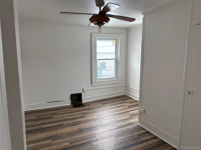 121 Sprague Avenue, Middletown, NY 10940