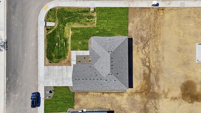 28 W 12th St, Deer Park, WA 99006