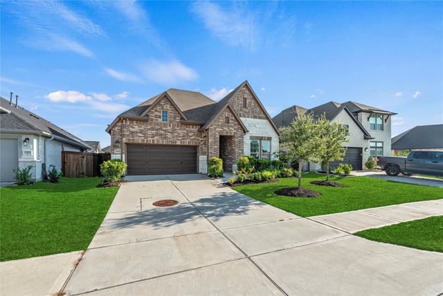 19914 Valentina Pointe Drive, Cypress, TX 77433