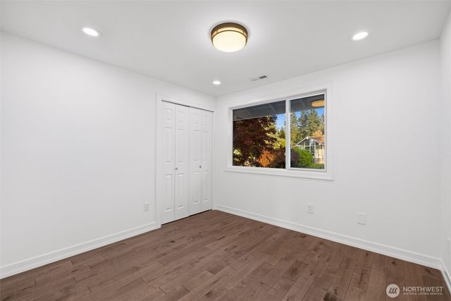 8533 SE 76th Place, Mercer Island, WA 98040
