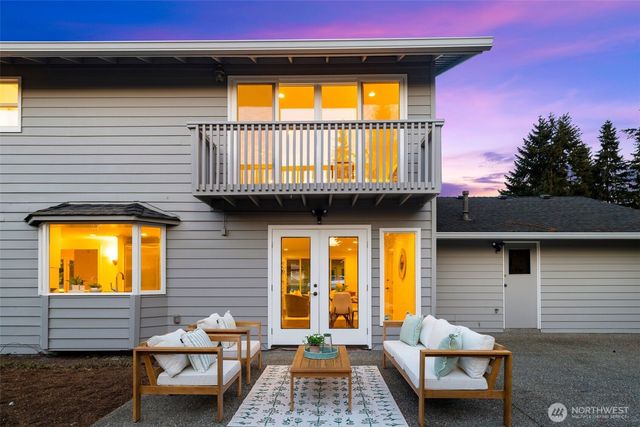 8533 SE 76th Place, Mercer Island, WA 98040