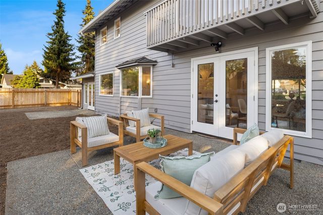 8533 SE 76th Place, Mercer Island, WA 98040