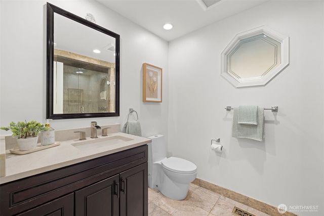 8533 SE 76th Place, Mercer Island, WA 98040