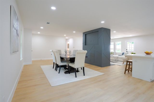 2408 Lynne Way, Brenham, TX 77450