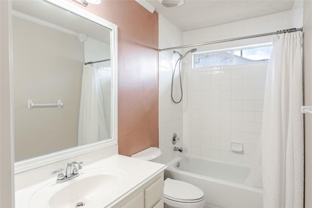 20627 Cypress Breeze Drive, Cypress, TX 77433