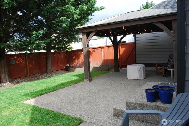 5304 151st Avenue Ct E, Sumner, WA 98390