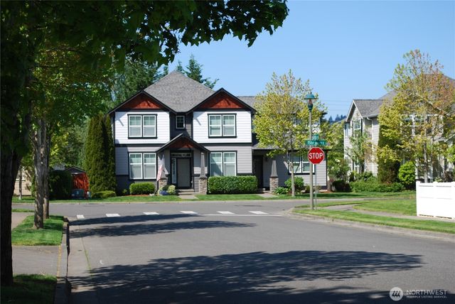 5304 151st Avenue Ct E, Sumner, WA 98390