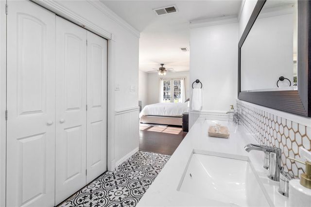 2906 Pacific Court, Irving, TX 75062