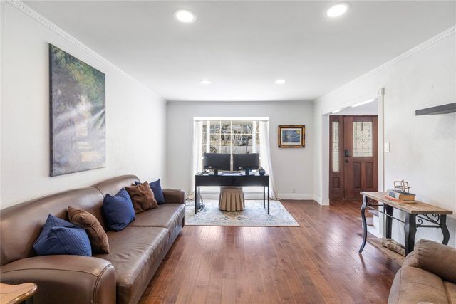 2906 Pacific Court, Irving, TX 75062