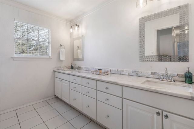 2906 Pacific Court, Irving, TX 75062