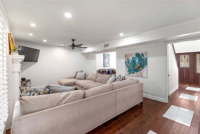 2906 Pacific Court, Irving, TX 75062