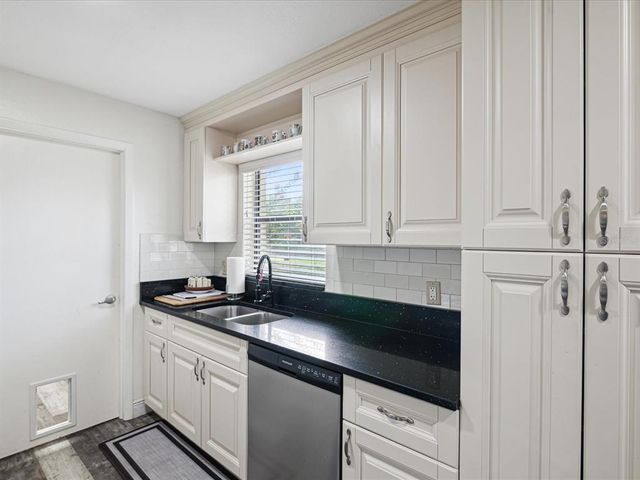 8158 STURBRIDGE COURT D, Weeki Wachee, FL 34613