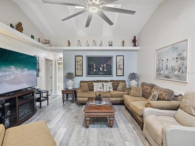 8158 STURBRIDGE COURT D, Weeki Wachee, FL 34613