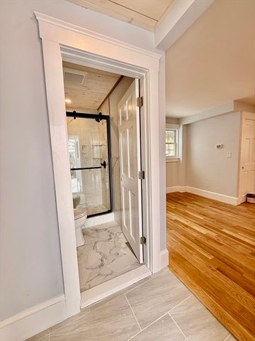 281 Elmwood Ave, Quincy, MA 02169