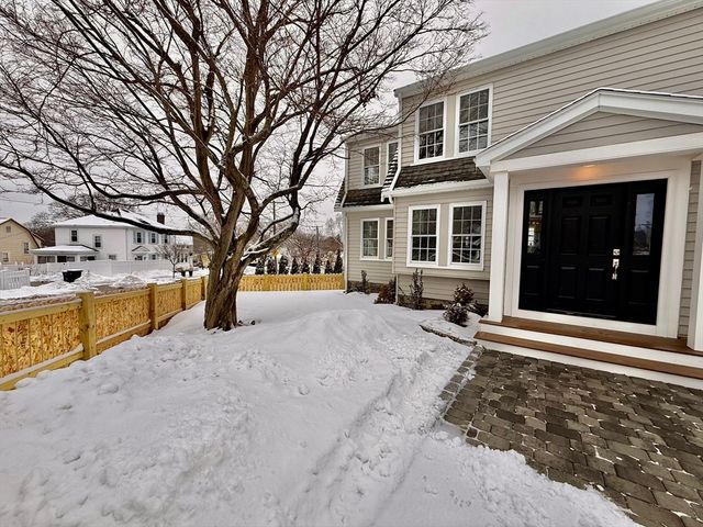 281 Elmwood Ave, Quincy, MA 02169