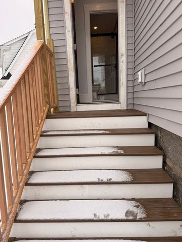 281 Elmwood Ave, Quincy, MA 02169