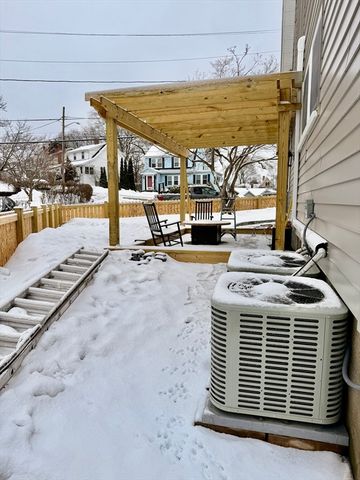 281 Elmwood Ave, Quincy, MA 02169