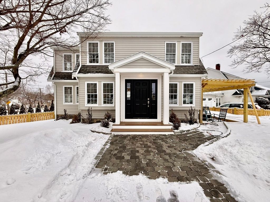 281 Elmwood Ave, Quincy, MA 02169