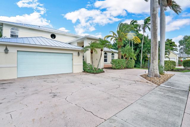 1311 NW 2ND Circle, Boca Raton, FL 33432