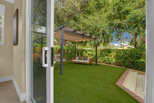 1311 NW 2ND Circle, Boca Raton, FL 33432