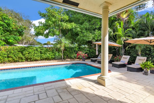 1311 NW 2ND Circle, Boca Raton, FL 33432