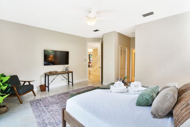 1311 NW 2ND Circle, Boca Raton, FL 33432