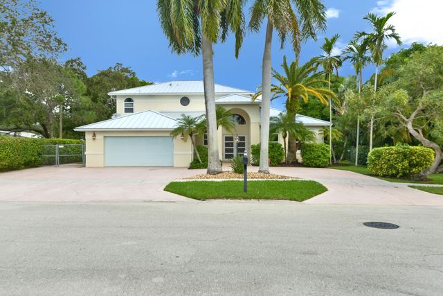 1311 NW 2ND Circle, Boca Raton, FL 33432