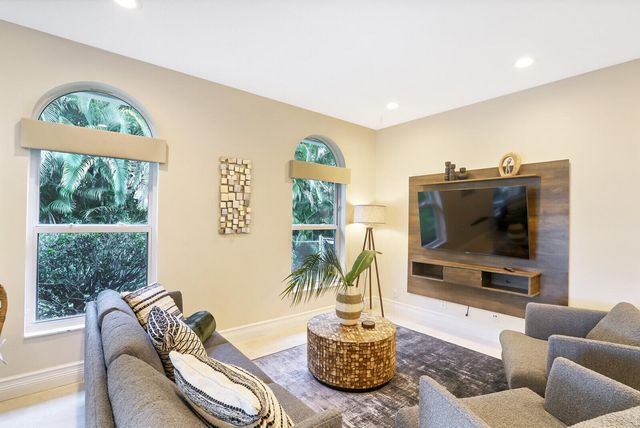 1311 NW 2ND Circle, Boca Raton, FL 33432