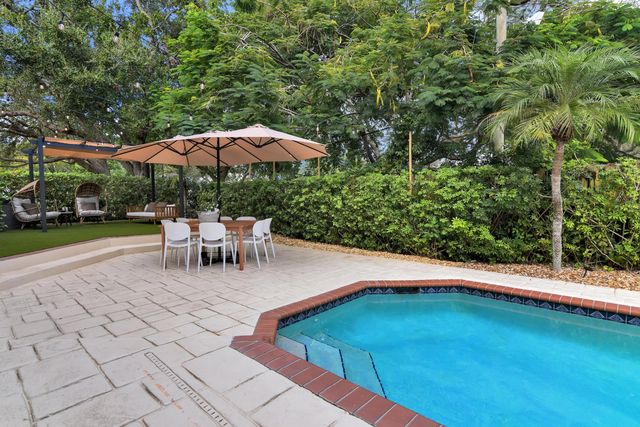 1311 NW 2ND Circle, Boca Raton, FL 33432