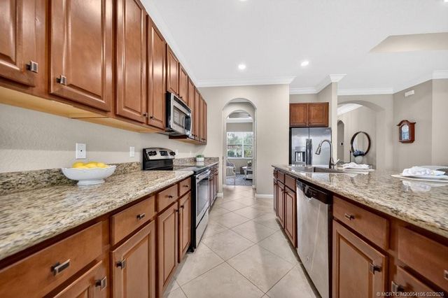 8121 SW Marin Drive, Stuart, FL 34997