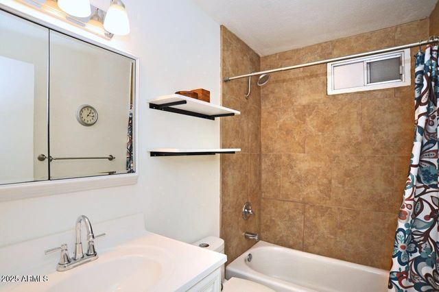 423 W JAMESTOWN Road, Kearny, AZ 85137