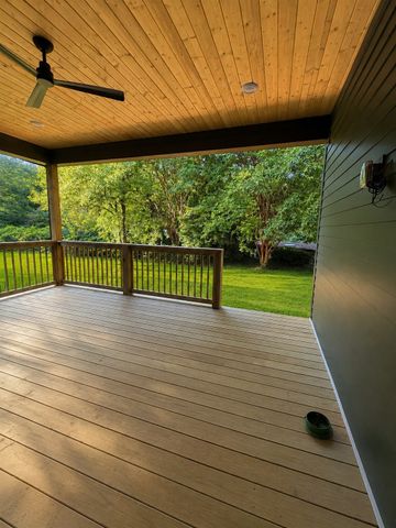 557 Watsonwood Dr, Nashville, TN 37211